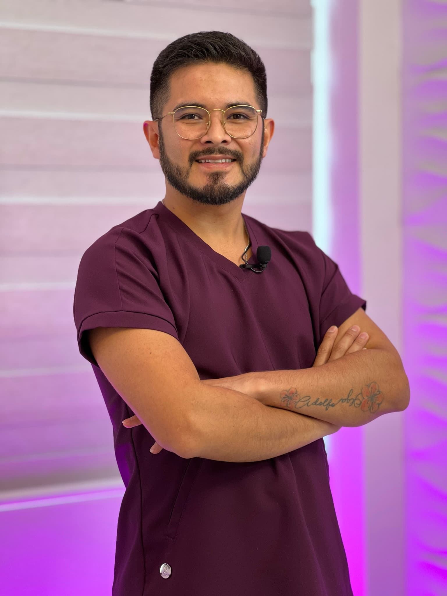 Dr. Adolfo Reyes